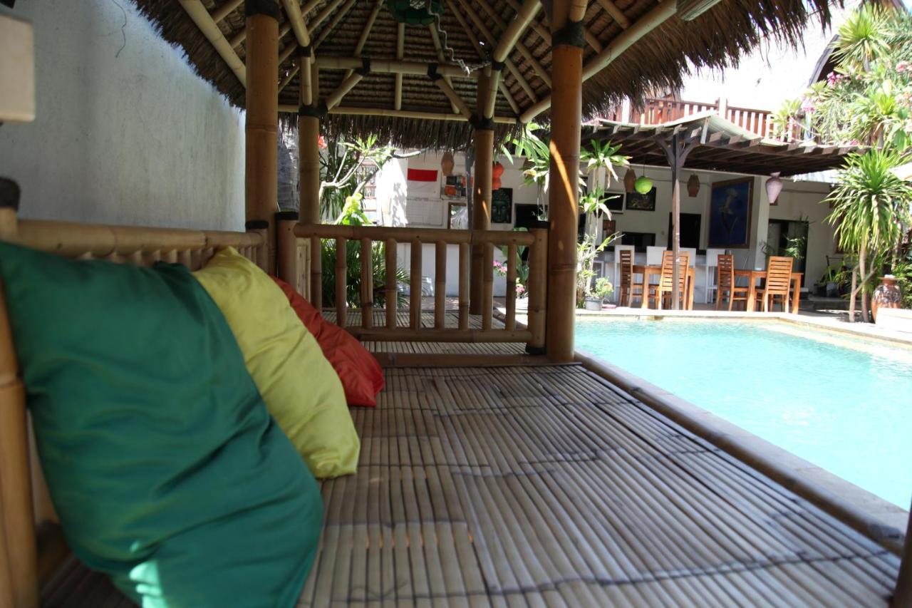 Hotel Unzipp Lumbung Gili Trawangan Exterior foto