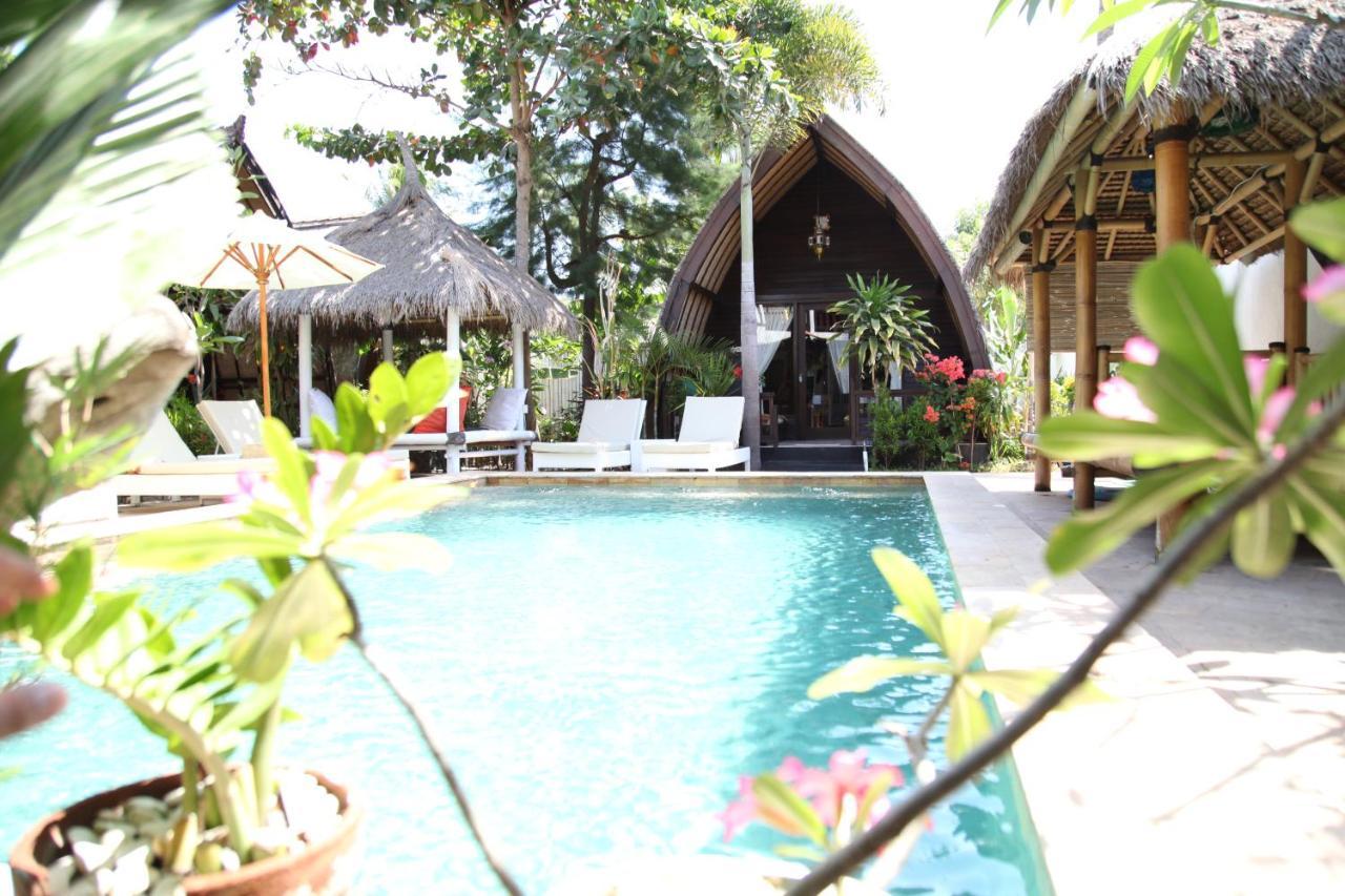 Hotel Unzipp Lumbung Gili Trawangan Exterior foto