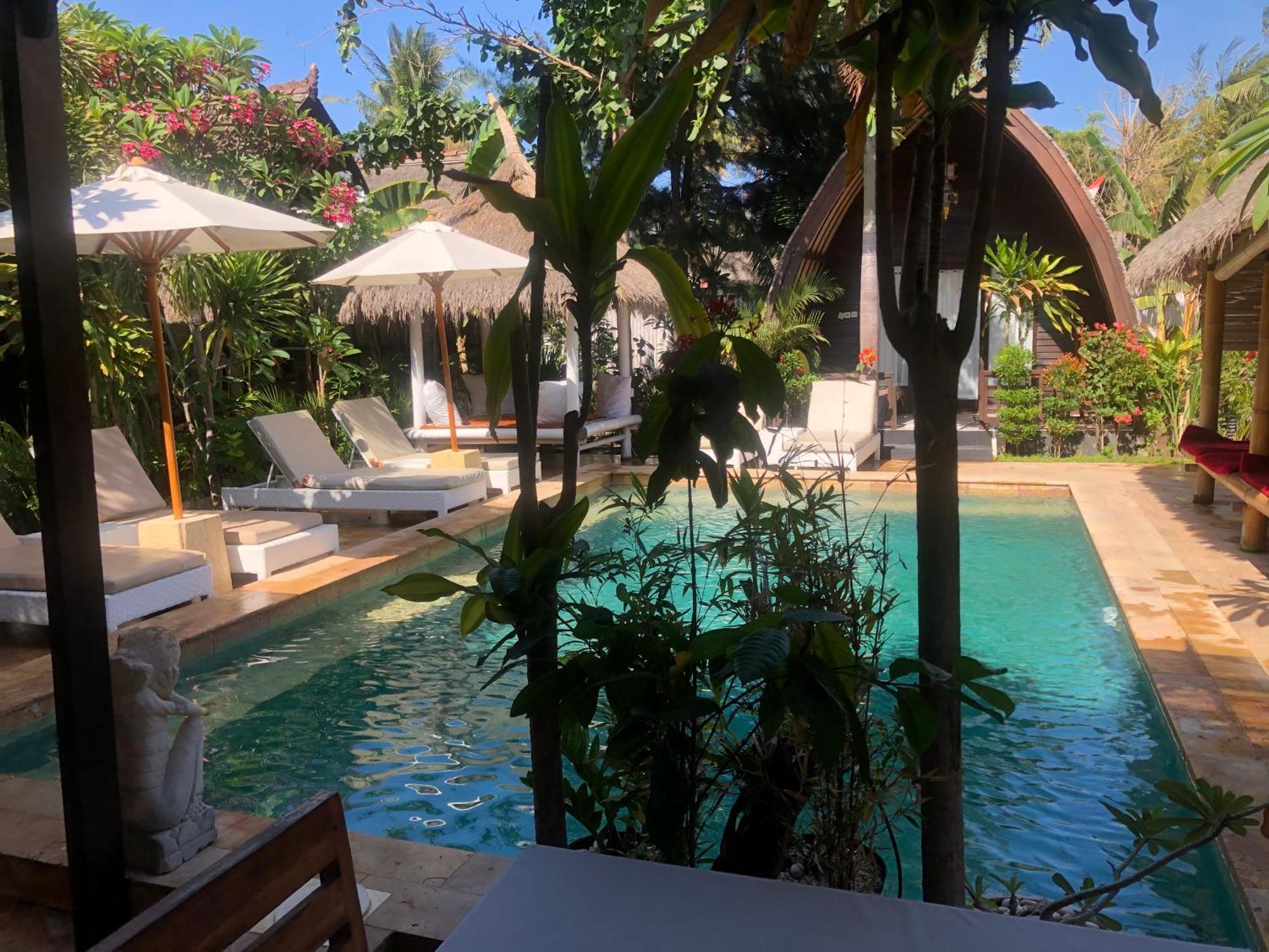 Hotel Unzipp Lumbung Gili Trawangan Exterior foto